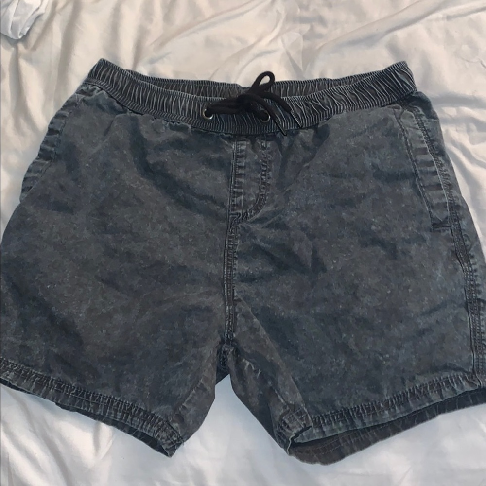 Men’s beach shorts